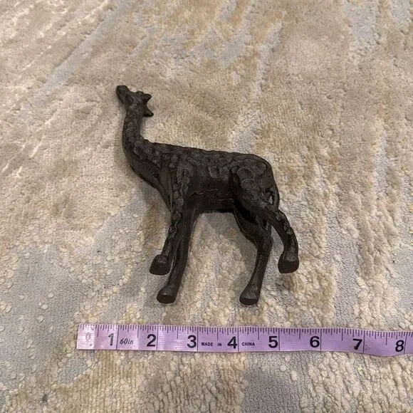 Bronze Tone Metal Giraffe Figural Sculpture EUC cast iron heavy - Picture 6 of 8